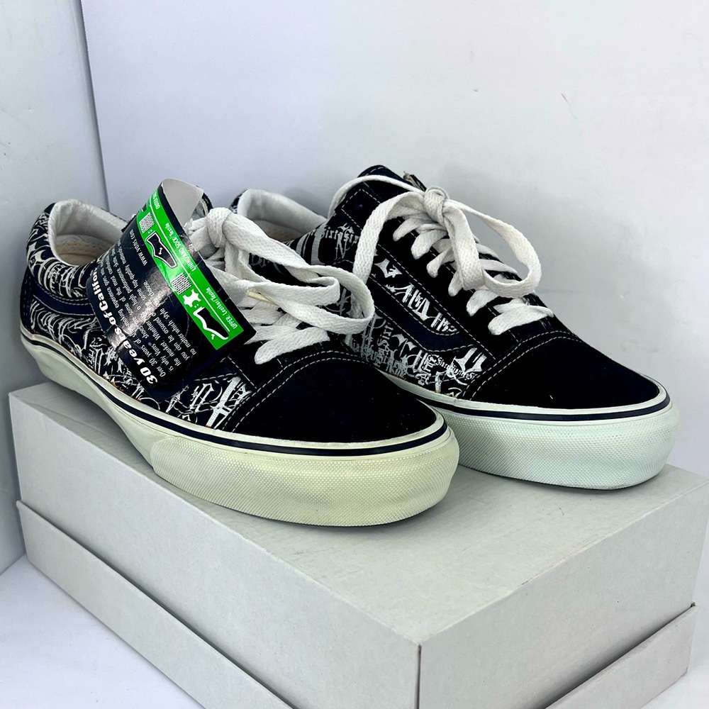 VANS OLD SKOOL LOW TOP NEWSPAPER WRITING COLOR BLOCK SHOES, MENS 8, WOMEN’S 9.5 - Picture 4 of 15
